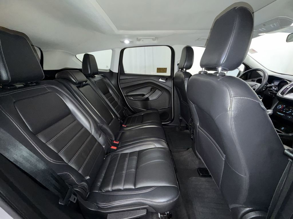 Used 2018 Ford Escape SEL image 16