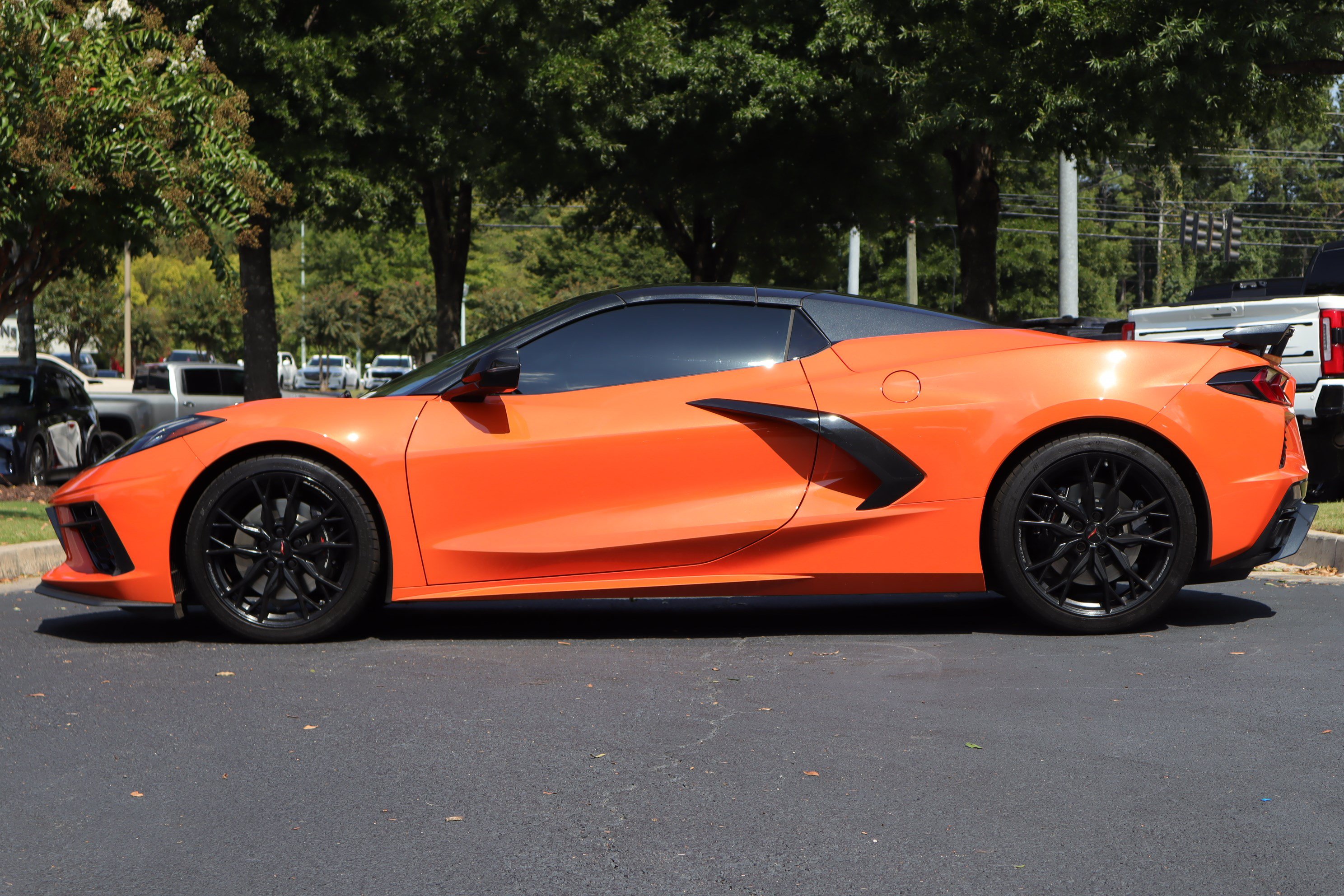 Used 2025 Chevrolet Corvette Stingray Preferred Conv w/ Z51 Performance Package RWD image 5