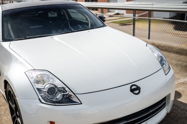 Used 2006 Nissan 350Z Coupe w/ (N93) Cargo Convenience Pkg image 25
