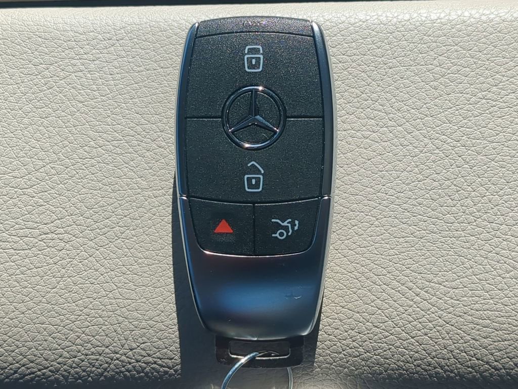 Certified 2024 Mercedes-Benz GLE 350 4MATIC image 35