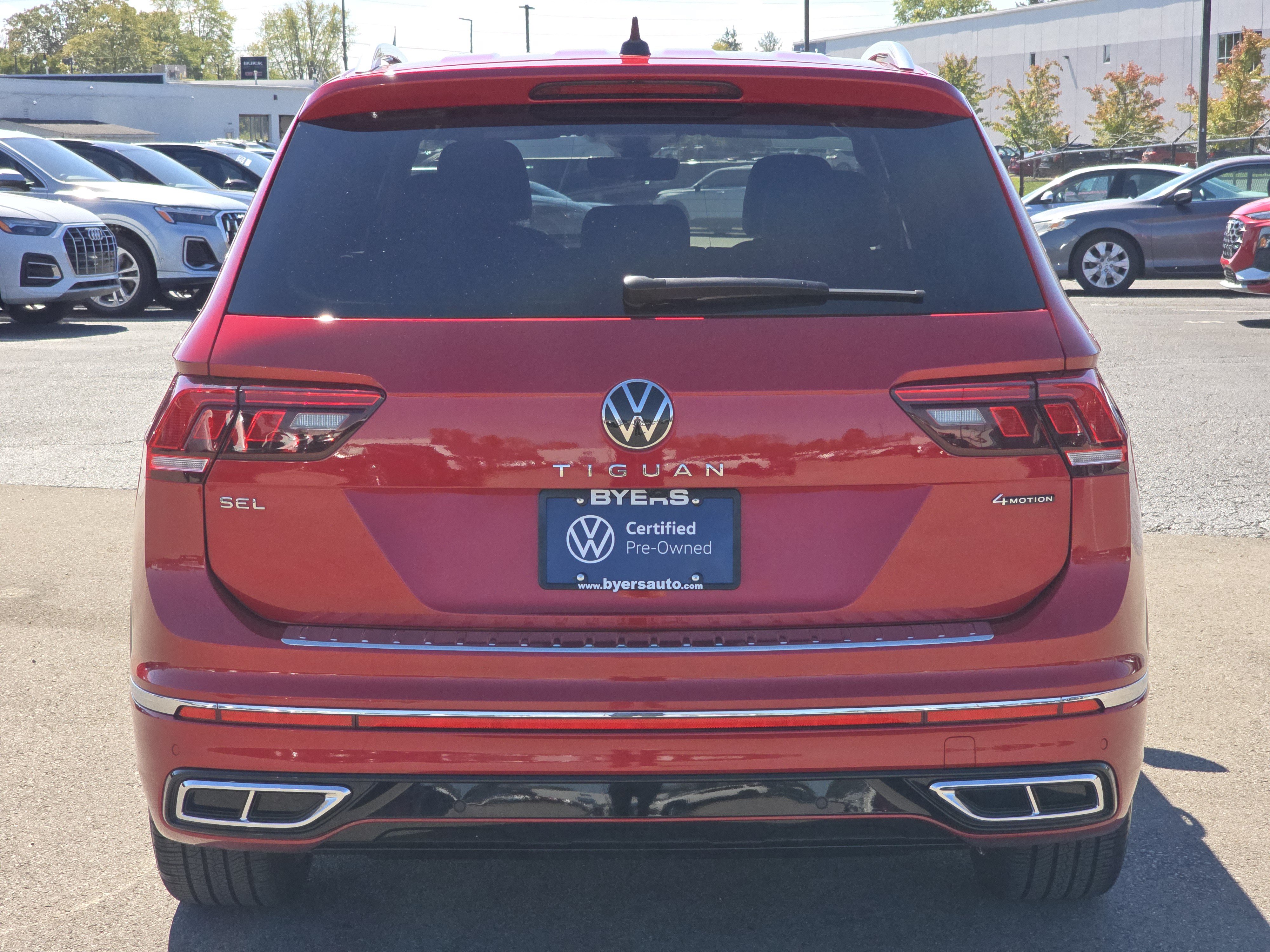 Certified 2024 Volkswagen Tiguan SEL R-Line AWD/4WD image 6