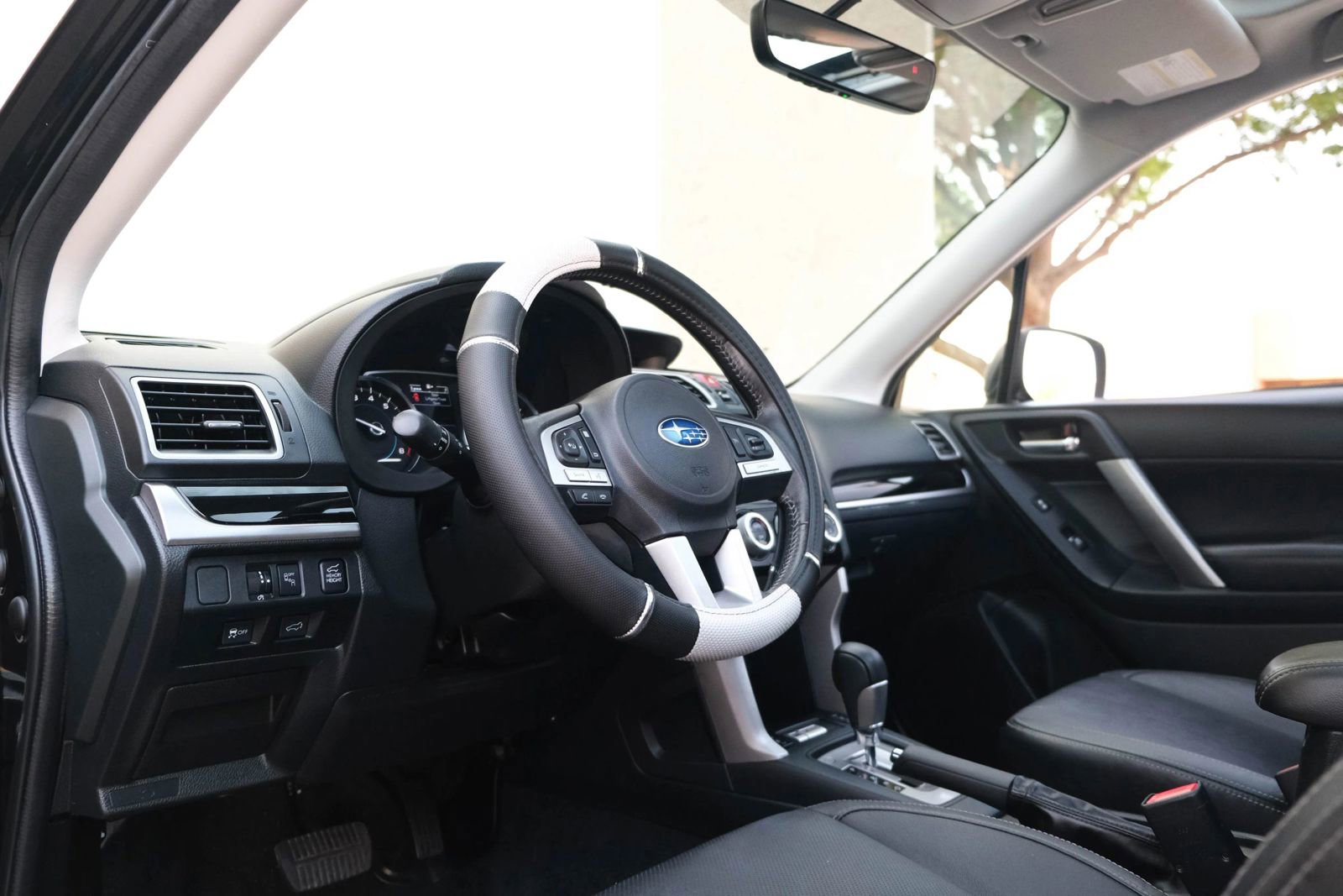 Used 2017 Subaru Forester 2.5i Limited w/ Popular Package #2 image 20