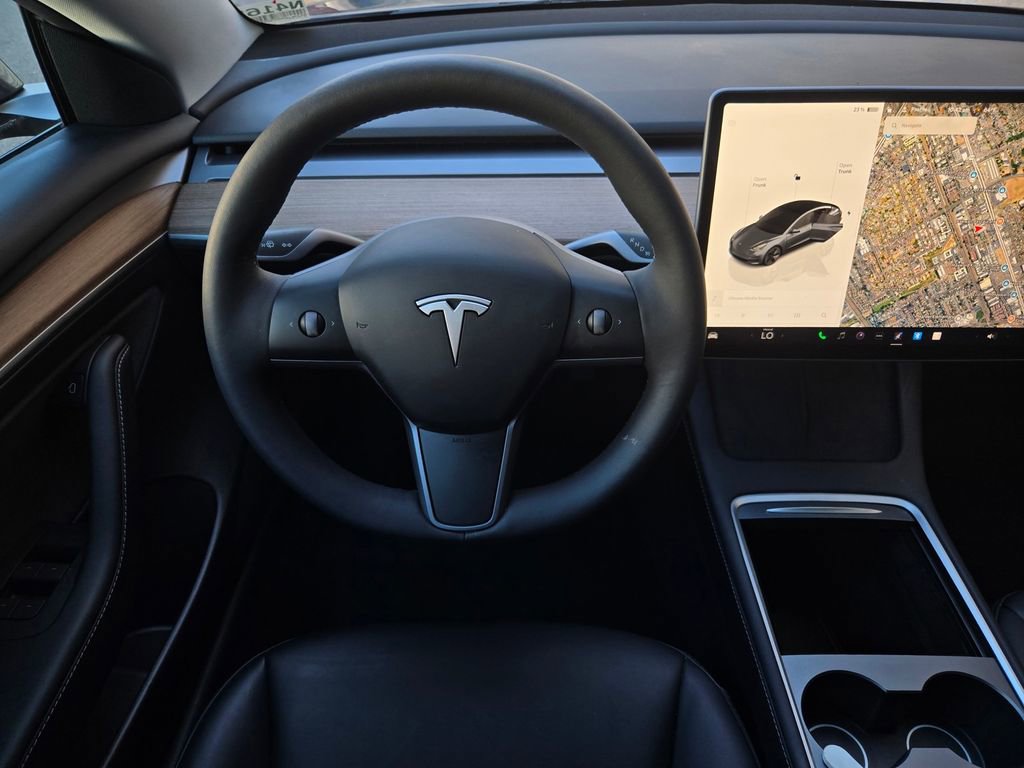 Used 2023 Tesla Model 3 Standard Range image 13