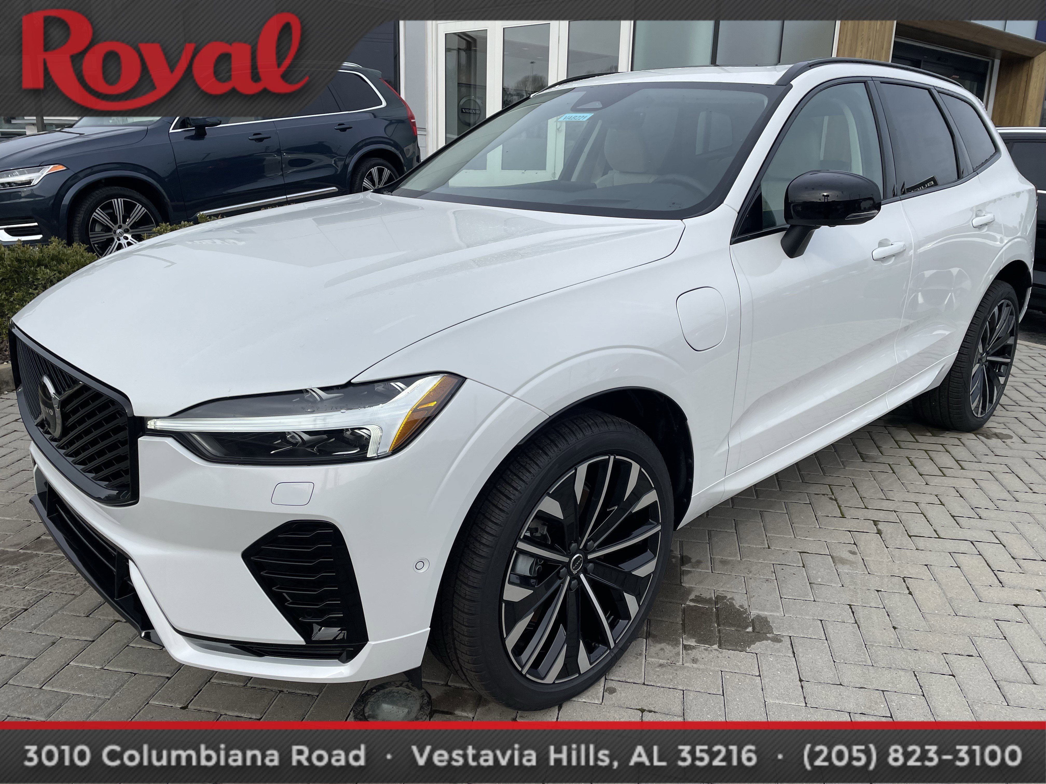 New 2026 Volvo XC60 T8 Ultra w/ Protection Package Premier image 1