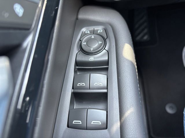 Used 2025 Chevrolet Tahoe LT AWD/4WD image 16