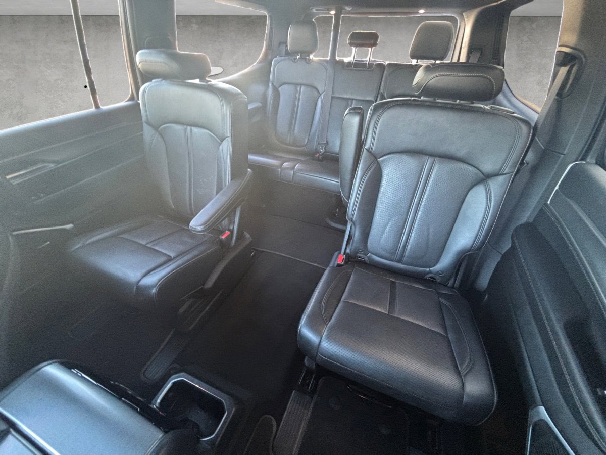 Used 2023 Jeep Wagoneer Series II image 24