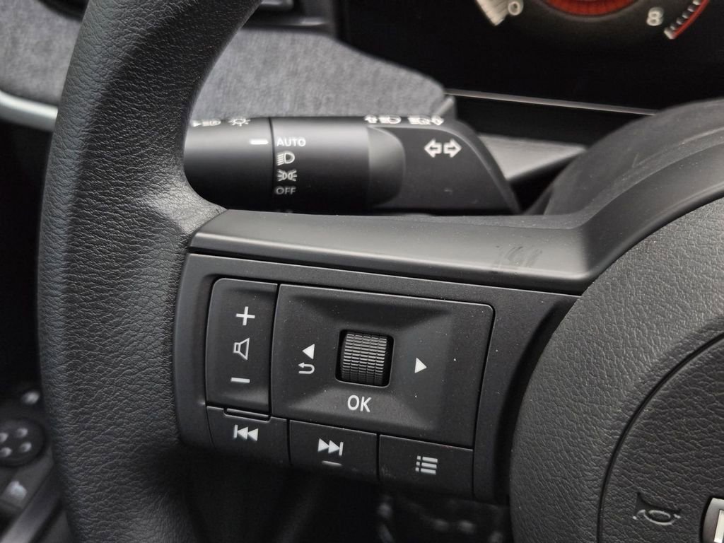 New 2026 Nissan Kicks S image 25