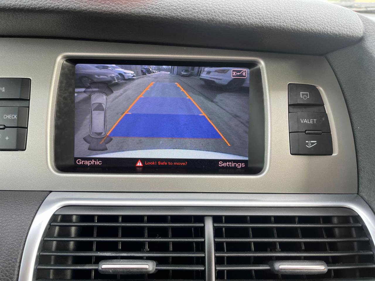 Used 2015 Audi Q7 TDI Premium Plus w/ Premium Plus Package image 33