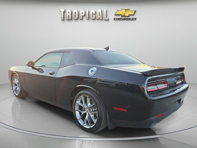Used 2022 Dodge Challenger GT image 3