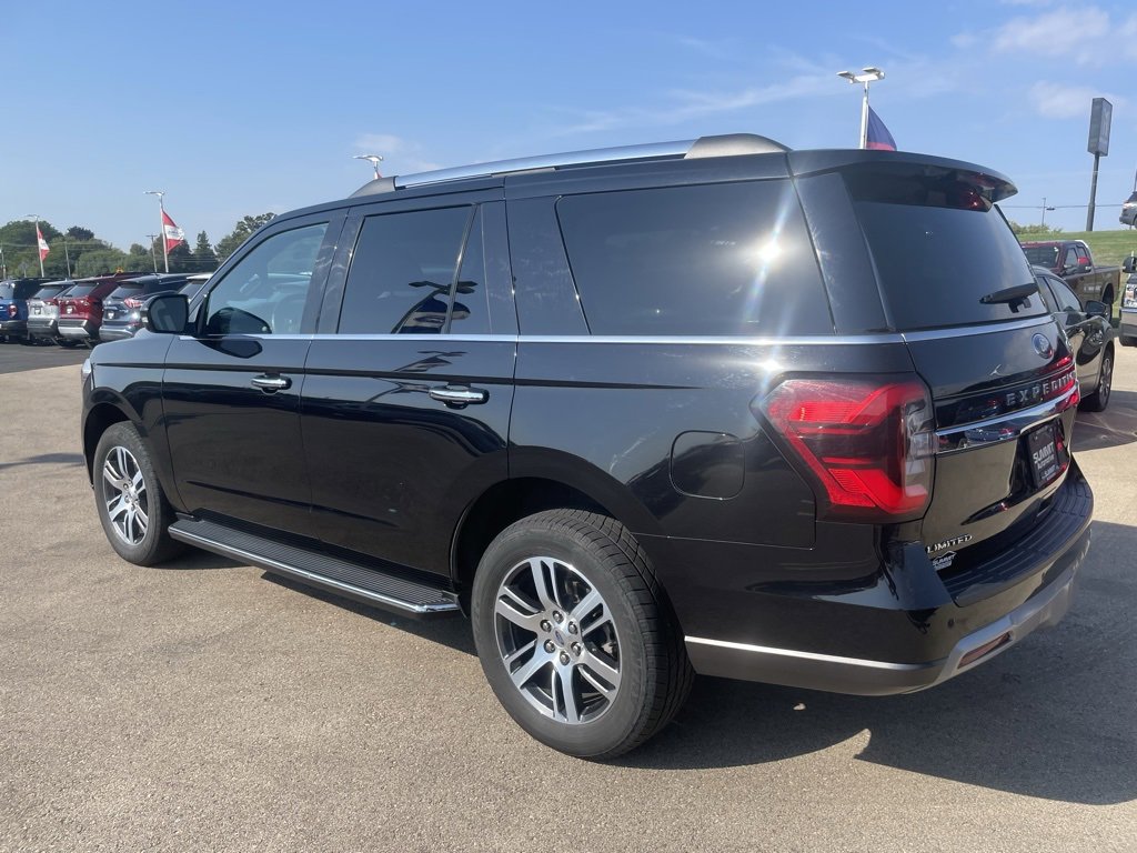 Used 2023 Ford Expedition Limited image 5