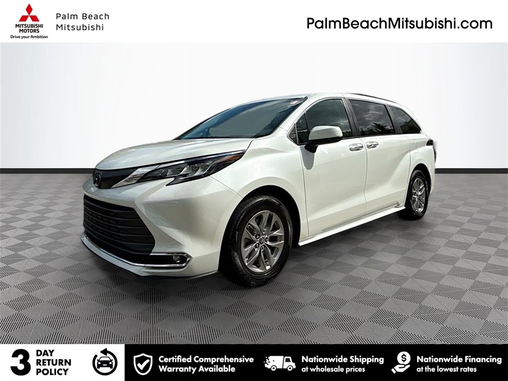 Used 2022 Toyota Sienna XLE