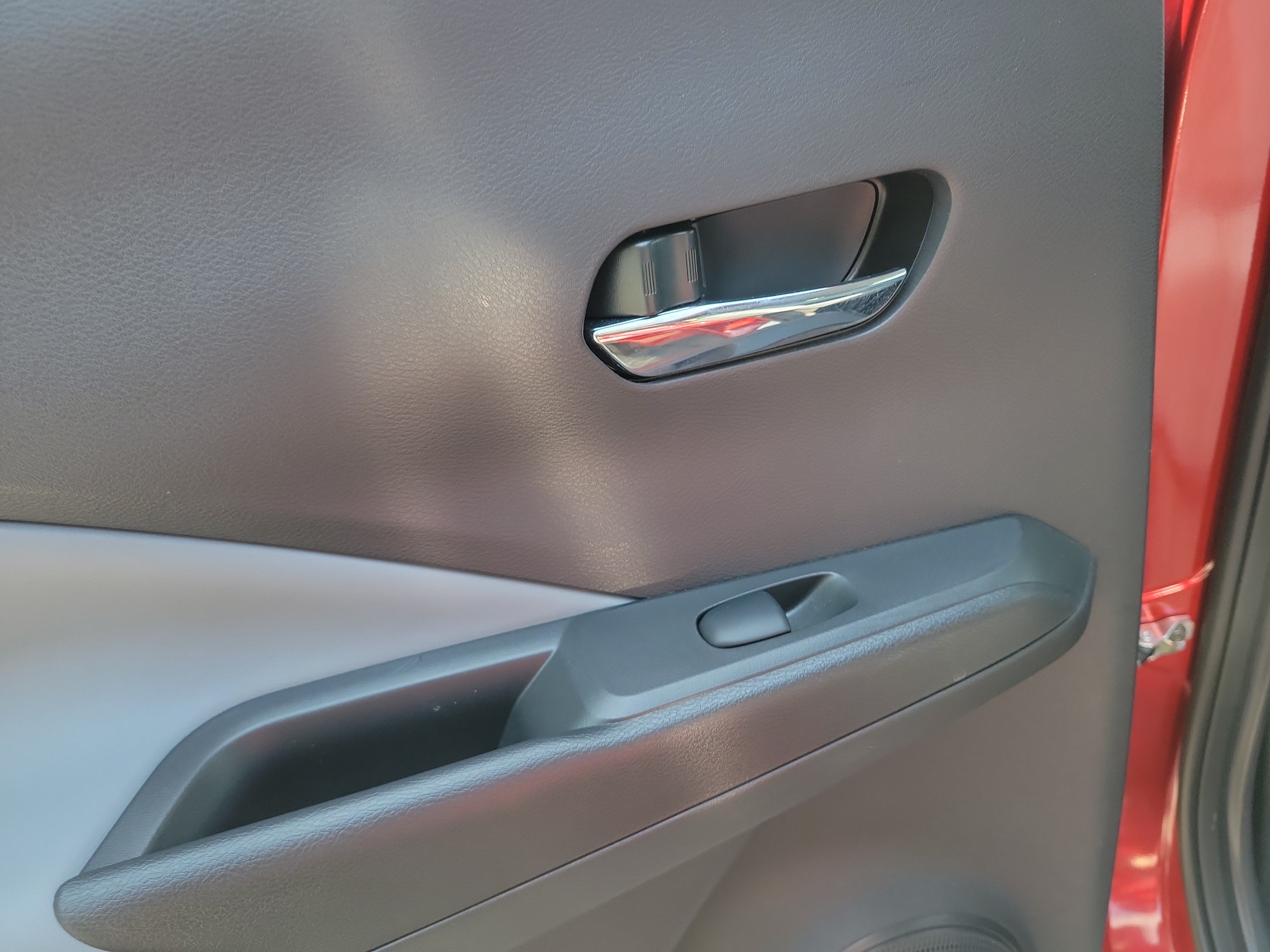 Certified 2024 Nissan Kicks SR w/ SR Premium Package FWD image 20