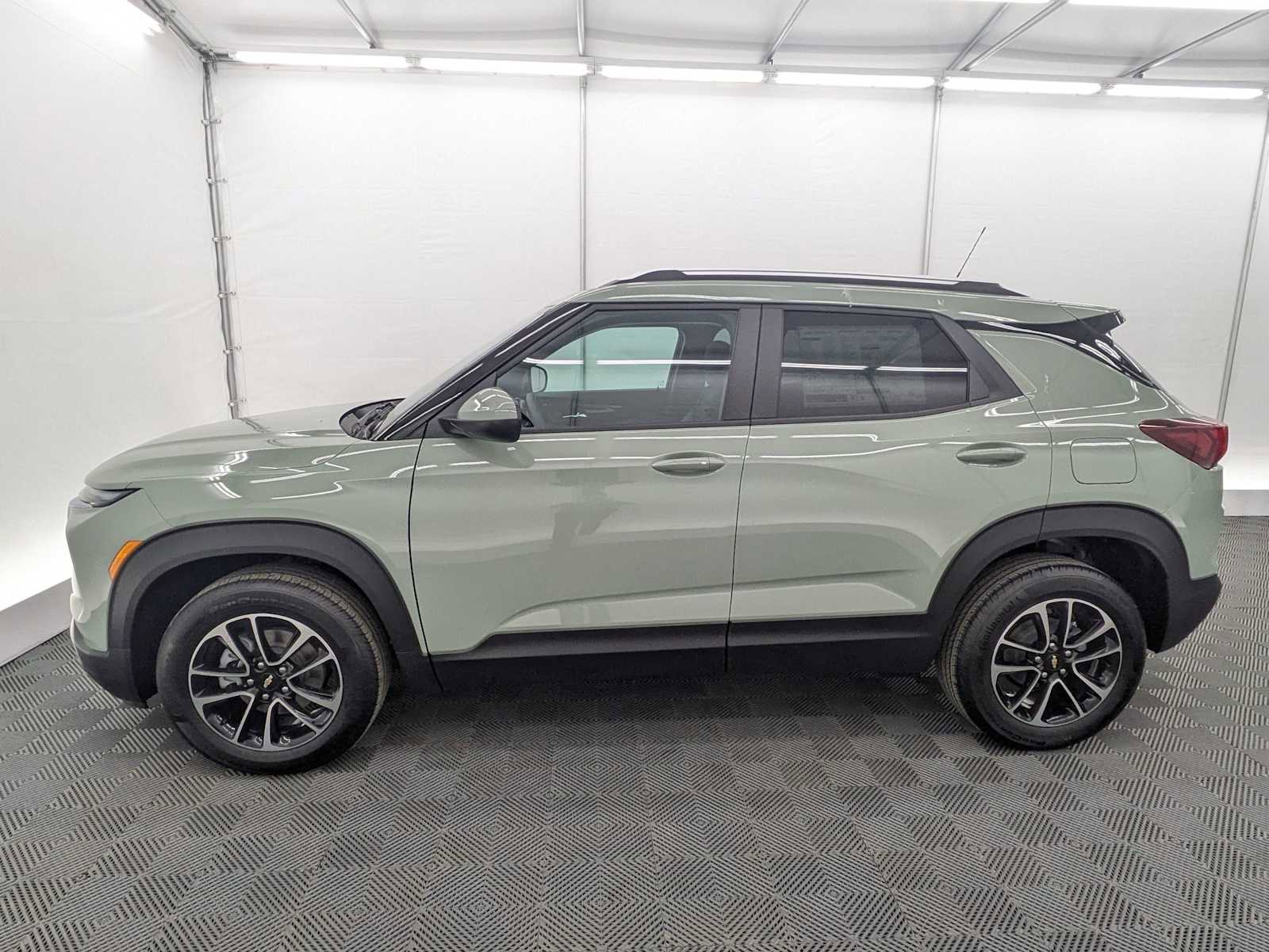 New 2026 Chevrolet TrailBlazer LT w/ Driver Confidence Package image 3