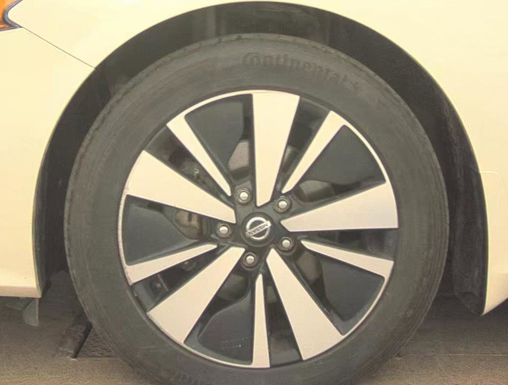 Used 2020 Nissan Altima 2.5 SL AWD/4WD image 17