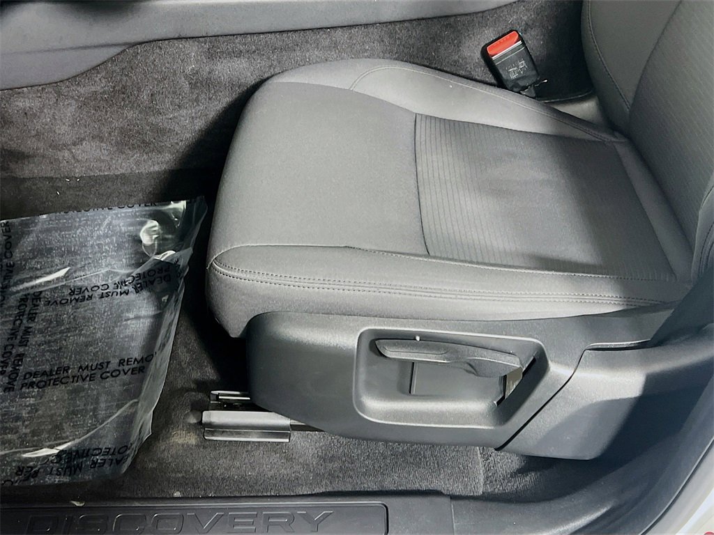 Used 2020 Land Rover Discovery Sport image 18