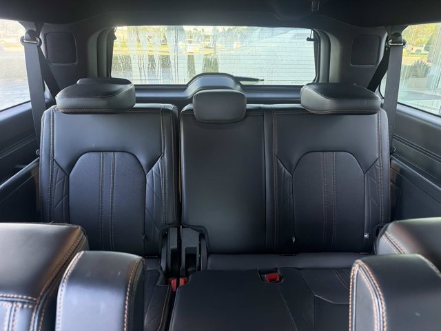 Used 2023 Ford Expedition Max Platinum AWD/4WD image 23