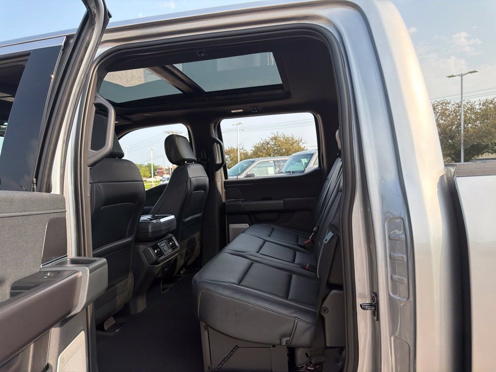 New 2026 Ford F150 Lariat w/ Equipment Group 502A High AWD/4WD image 27