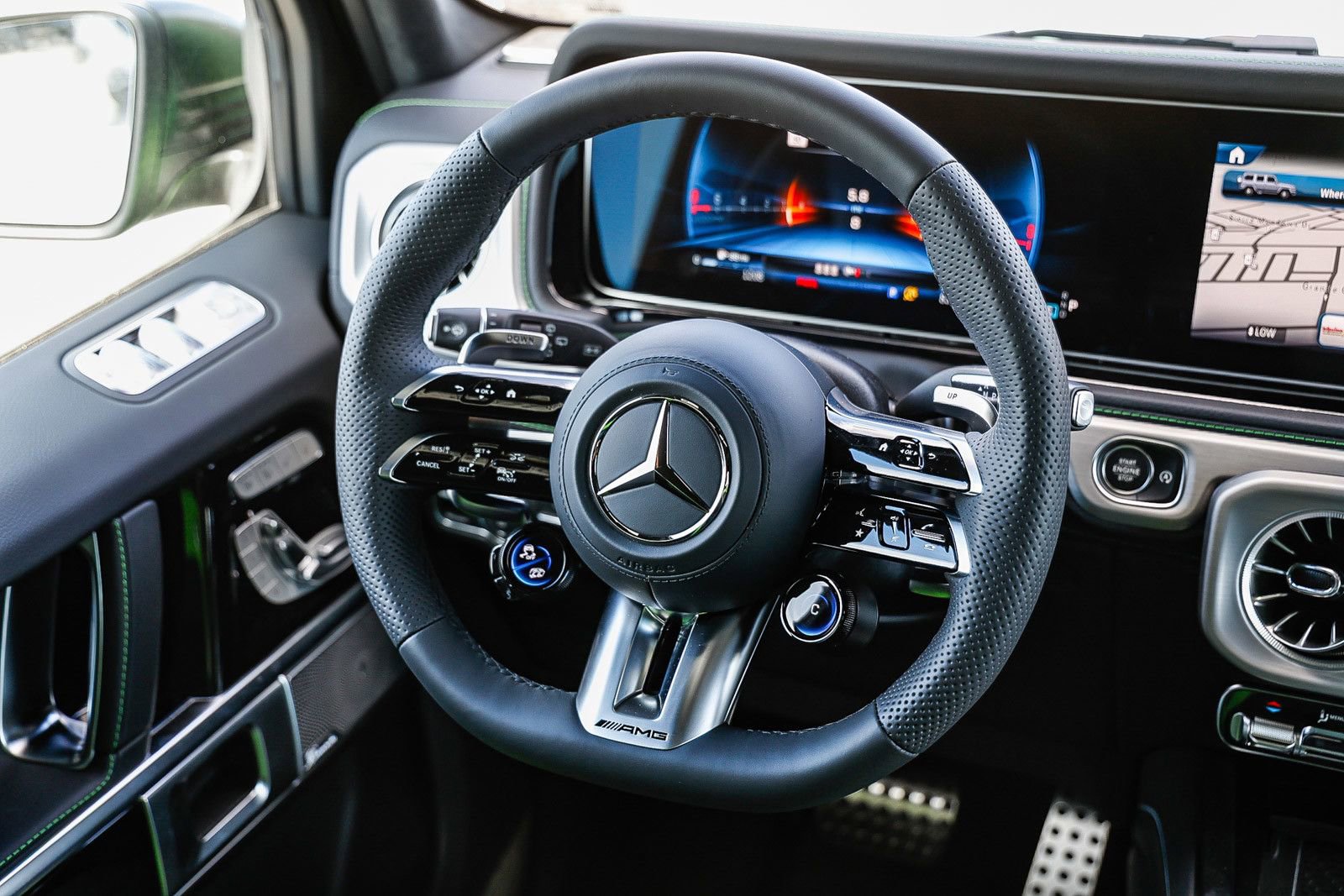 New 2026 Mercedes-Benz G 63 AMG 4MATIC image 13