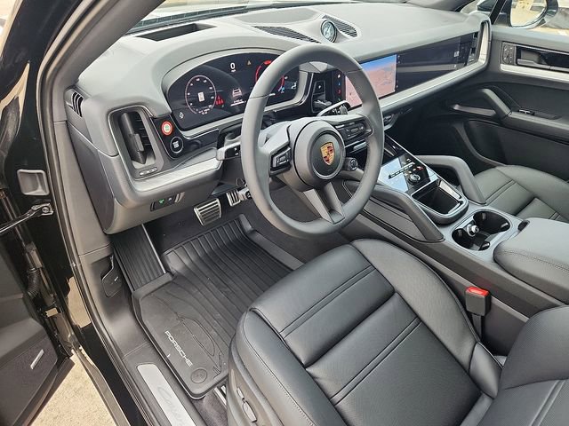New 2025 Porsche Cayenne S image 4