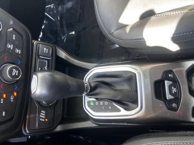 Used 2021 Jeep Renegade Limited w/ Sun & Sound Group AWD/4WD image 36