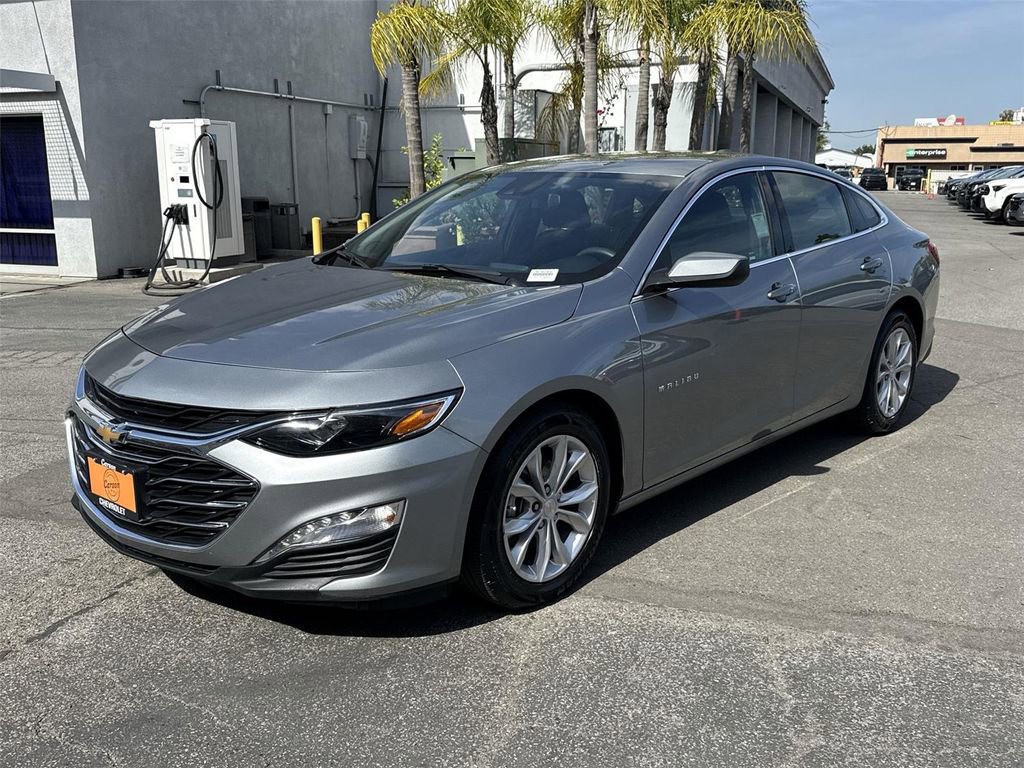 Used 2025 Chevrolet Malibu LT FWD image 6