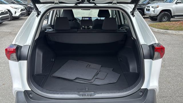 Used 2024 Toyota RAV4 XLE w/ Convenience Package image 9