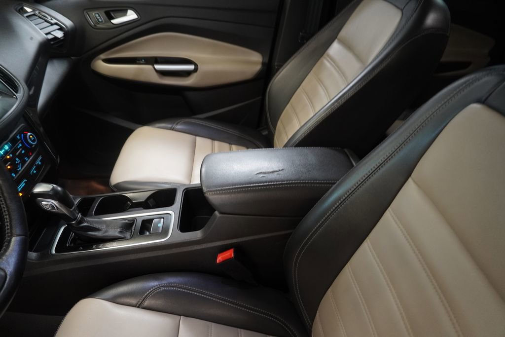 Used 2019 Ford Escape SEL AWD/4WD image 7