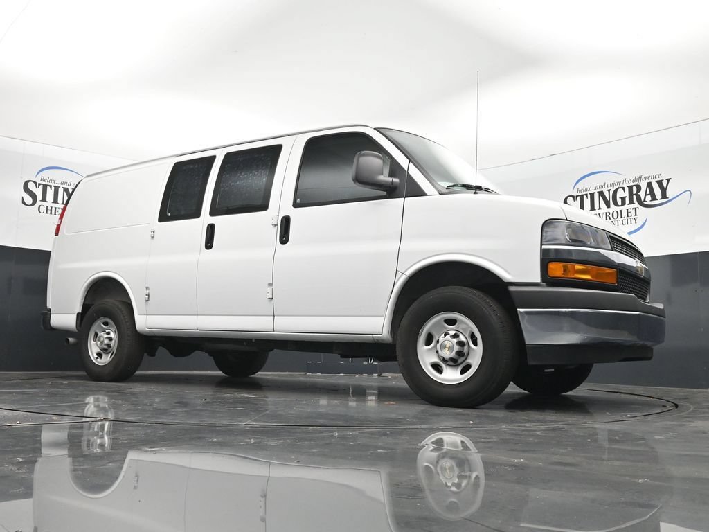 Used 2021 Chevrolet Express 2500 Extended w/ Driver Convenience Package RWD image 26