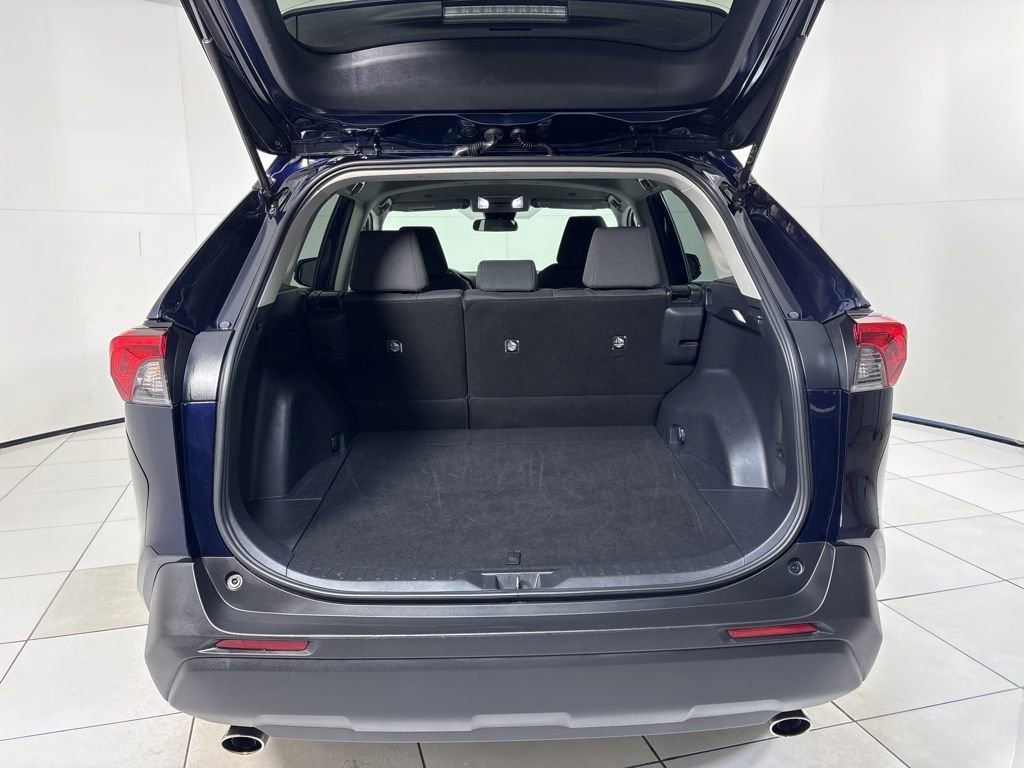 Used 2025 Toyota RAV4 XLE image 25