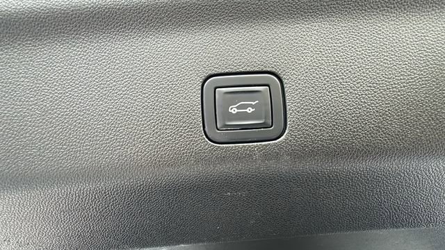 Used 2022 GMC Yukon AT4 w/ Max Trailering Package image 33