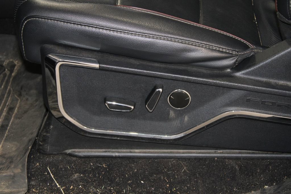 Used 2023 Ford F150 Lariat w/ Equipment Group 502A High image 19