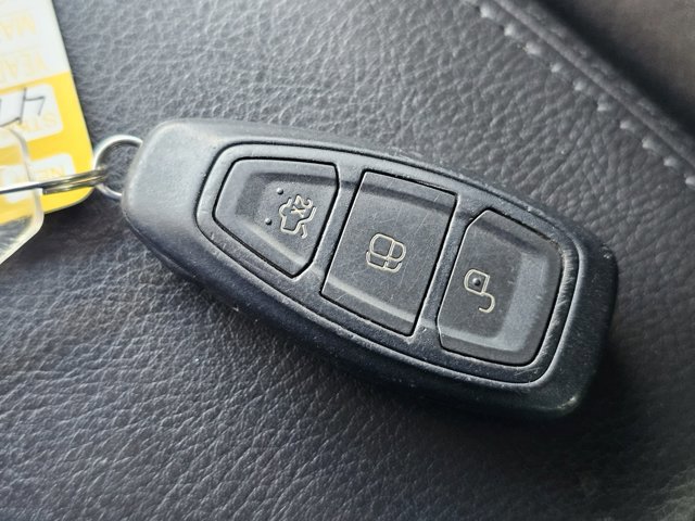 Used 2017 Ford Focus ST FWD image 30