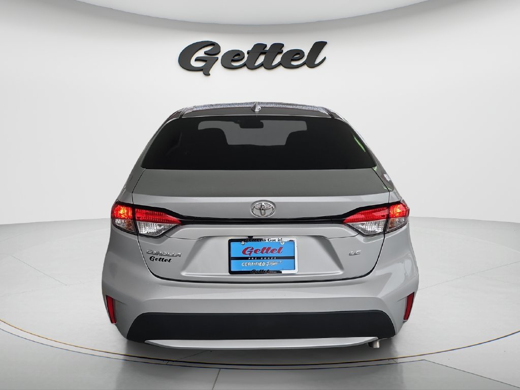 Certified 2022 Toyota Corolla LE FWD image 6