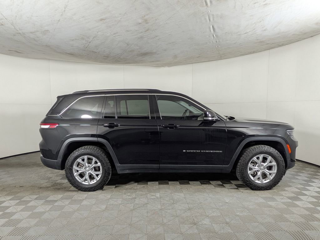 Certified 2023 Jeep Grand Cherokee Limited image 6