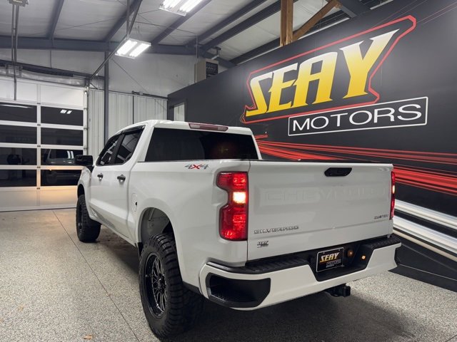 Used 2023 Chevrolet Silverado 1500 Custom image 18