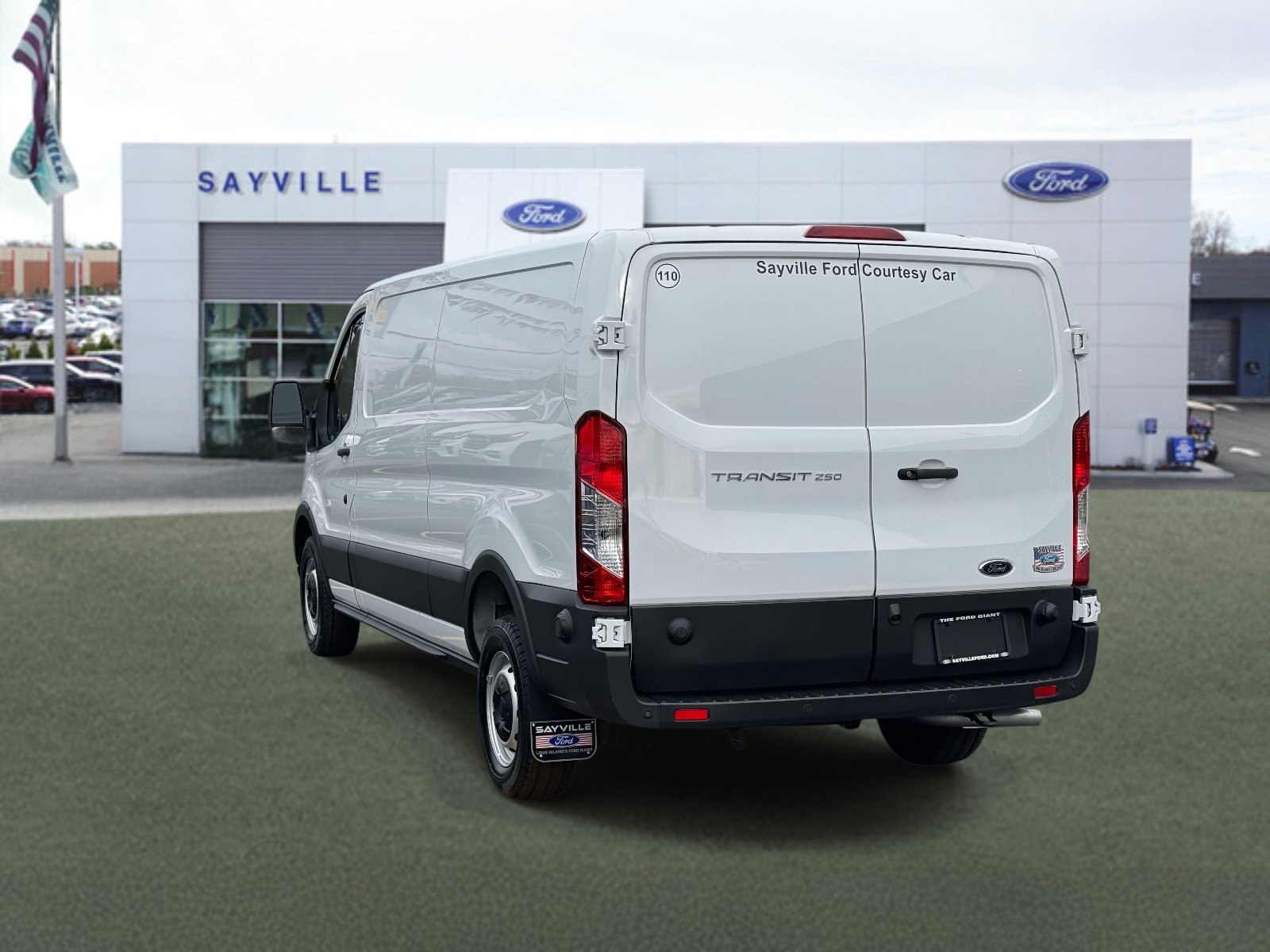 Used 2024 Ford Transit 250 Low Roof RWD image 5