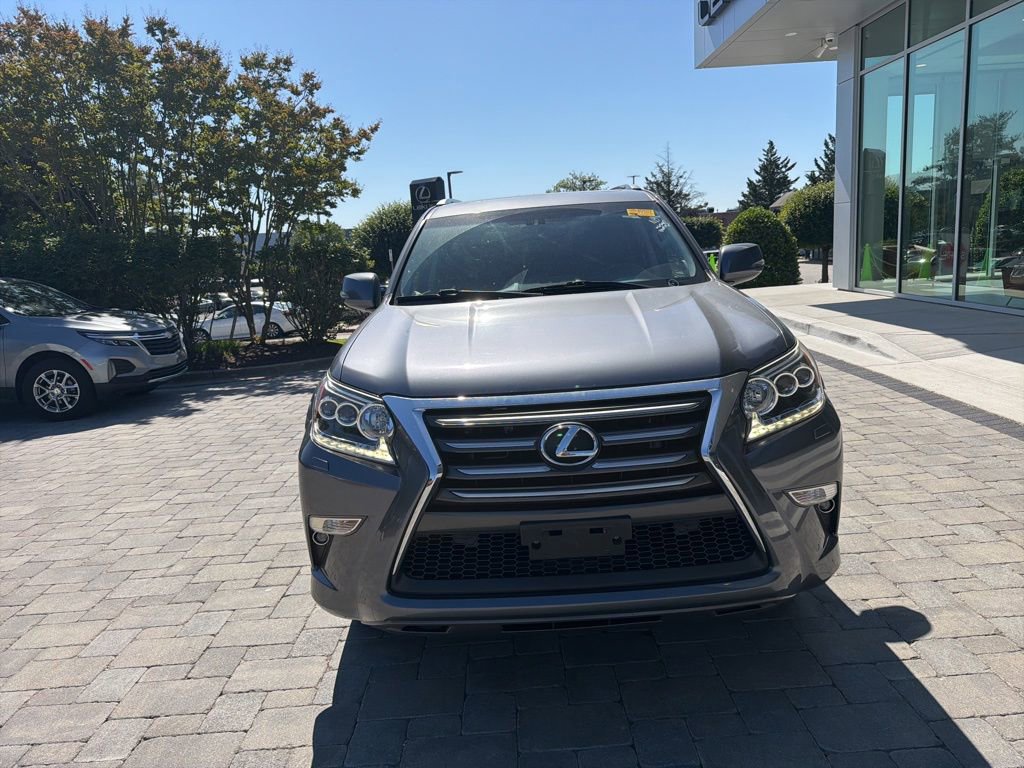 Used 2015 Lexus GX 460 w/ Premium Package AWD/4WD image 4