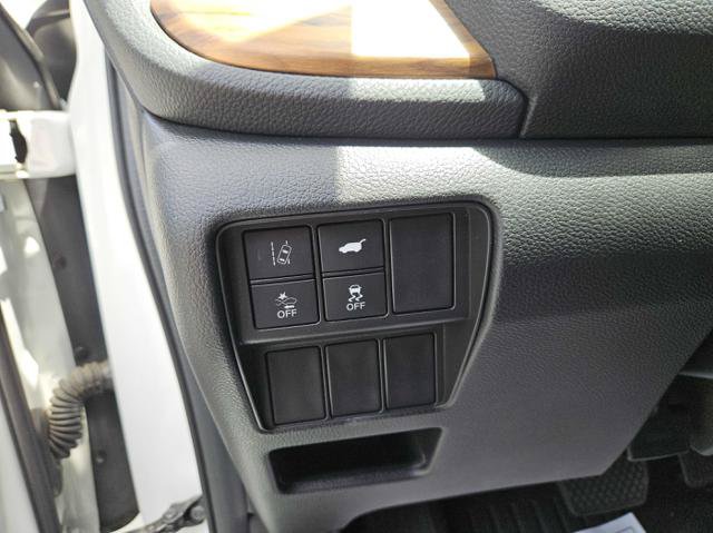 Used 2017 Honda CR-V Touring image 14