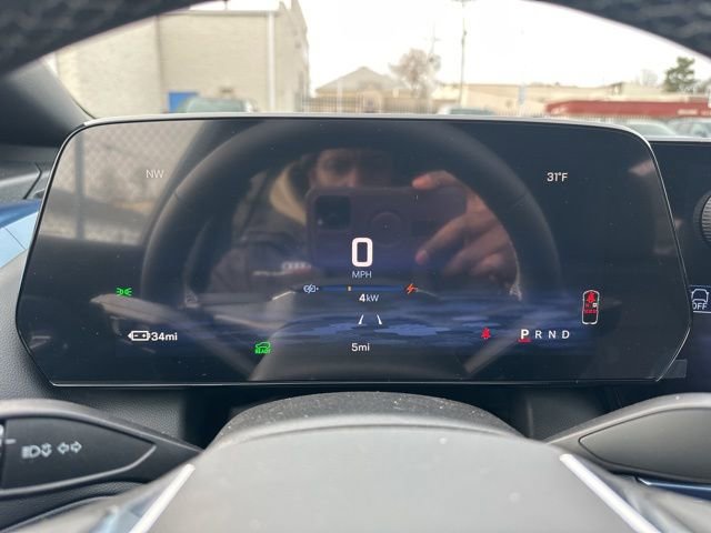 New 2026 Chevrolet Equinox EV LT image 20