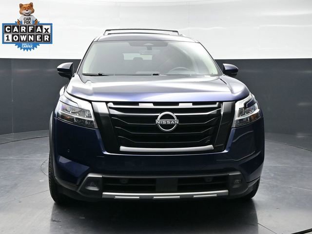 Used 2023 Nissan Pathfinder Platinum w/ Lighting Package (N93) image 2