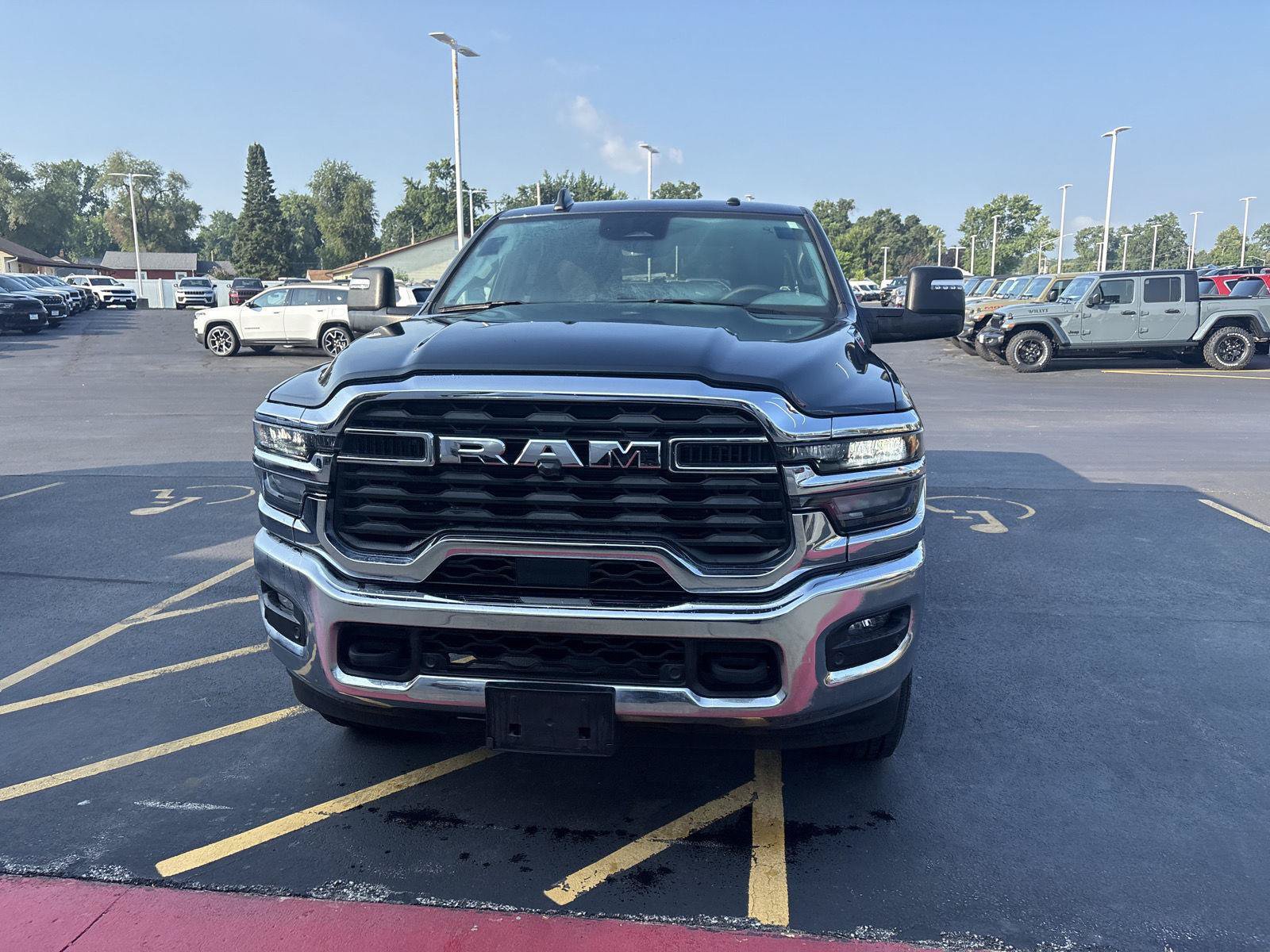 Used 2025 RAM 2500 Big Horn AWD/4WD image 2