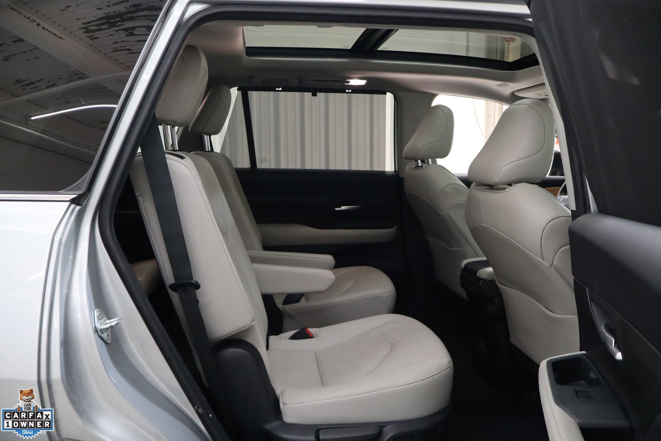 Used 2024 Toyota Grand Highlander Platinum image 36
