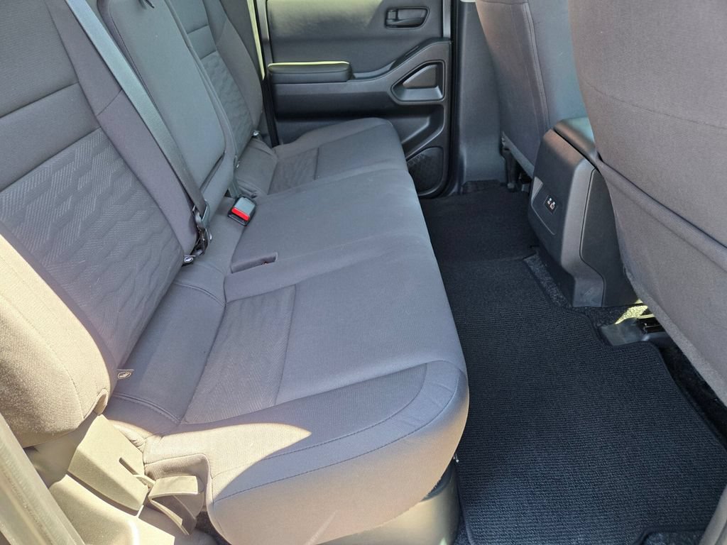 Certified 2022 Nissan Frontier S w/ Technology Package RWD image 17