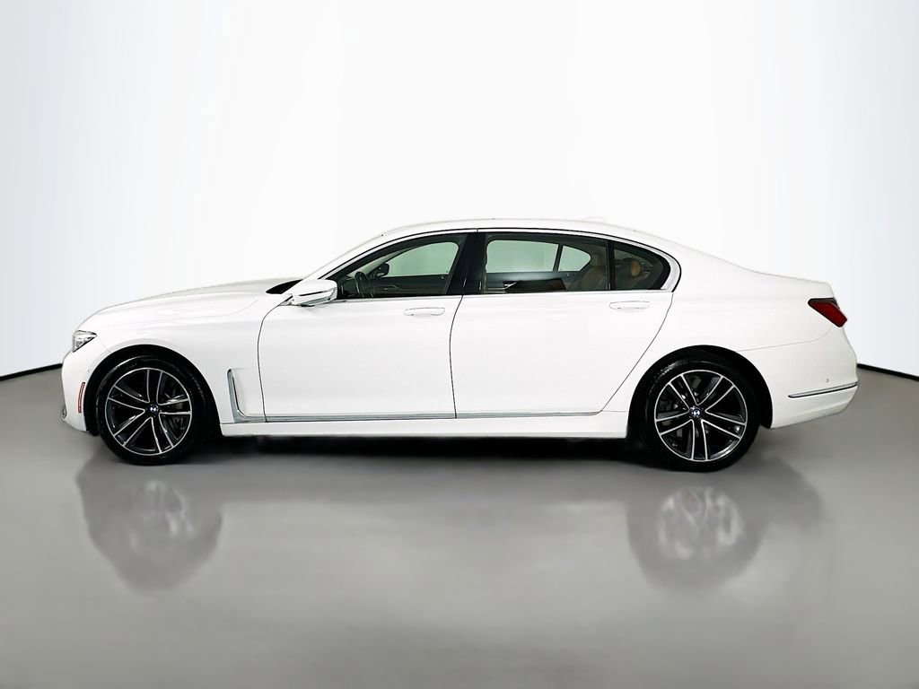 Used 2022 BMW 750i xDrive AWD/4WD image 2