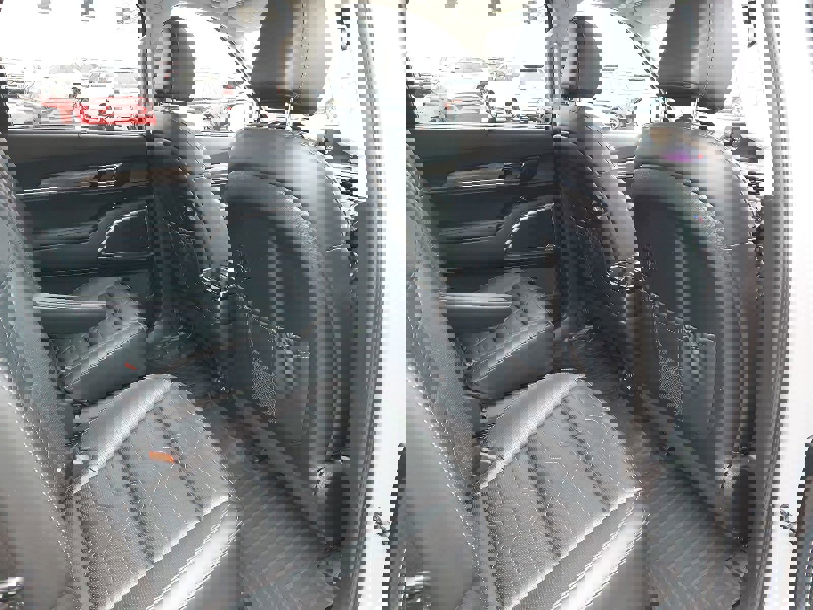 Used 2022 Kia Telluride SX w/ SX Prestige Package image 12