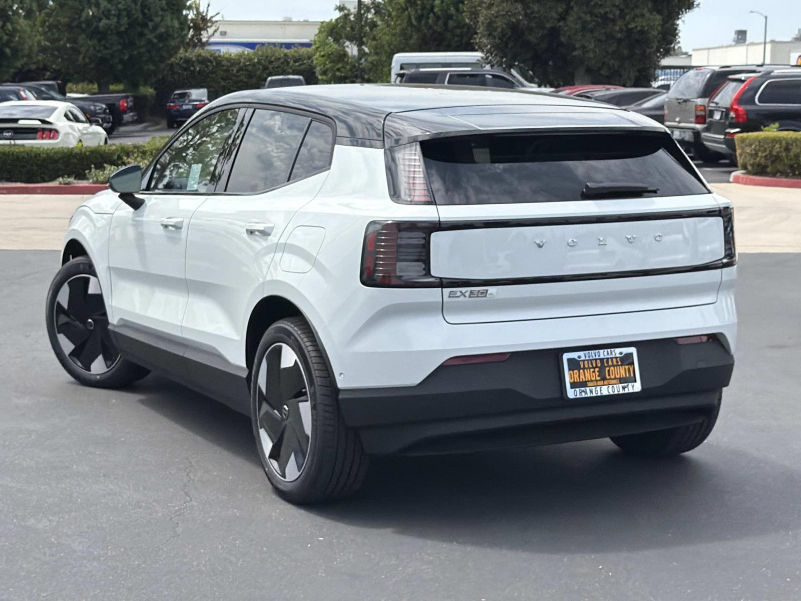 New 2026 Volvo EX30 Ultra w/ Climate Package AWD/4WD image 5