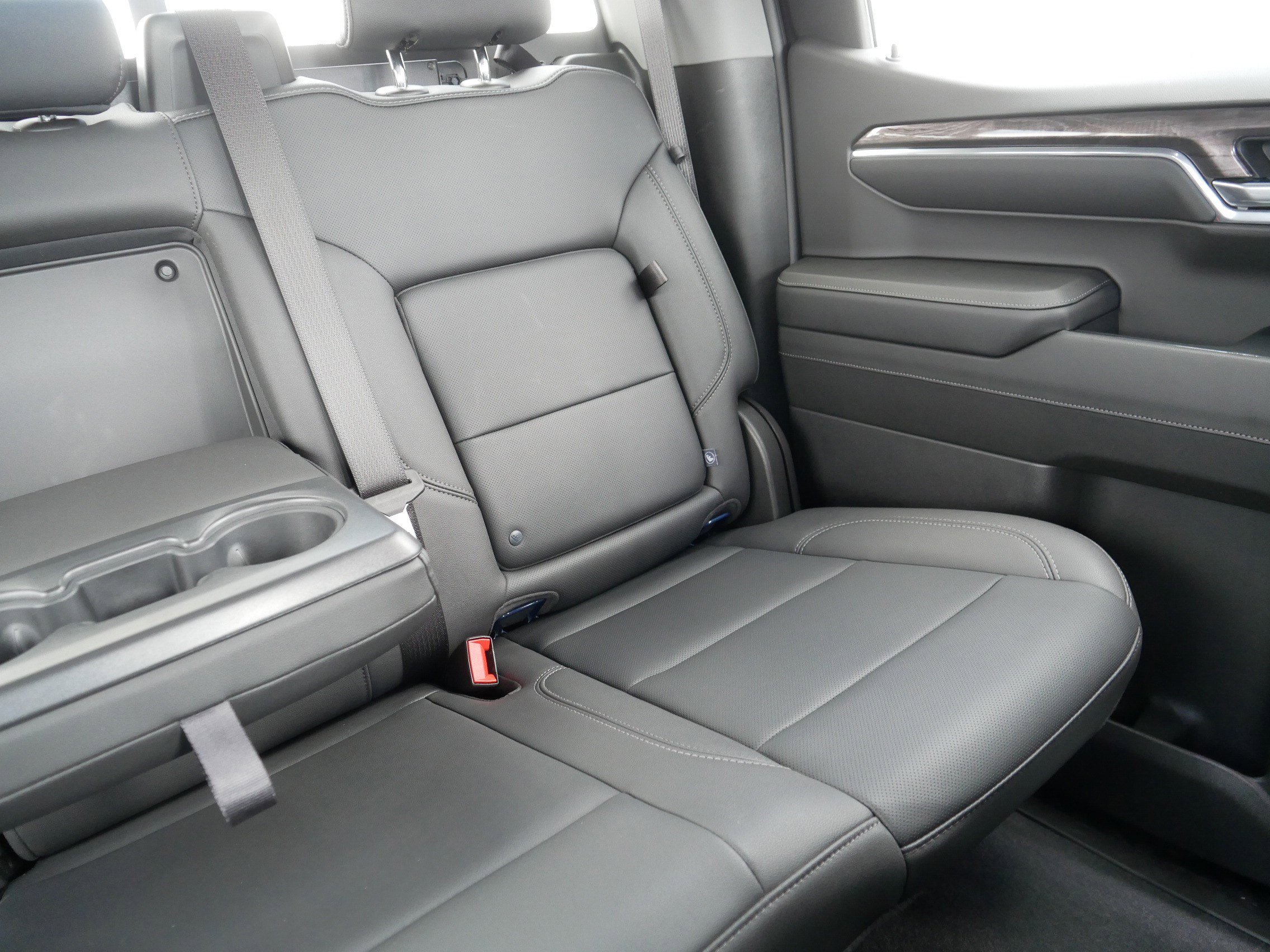 Used 2024 Chevrolet Silverado 1500 LTZ image 14