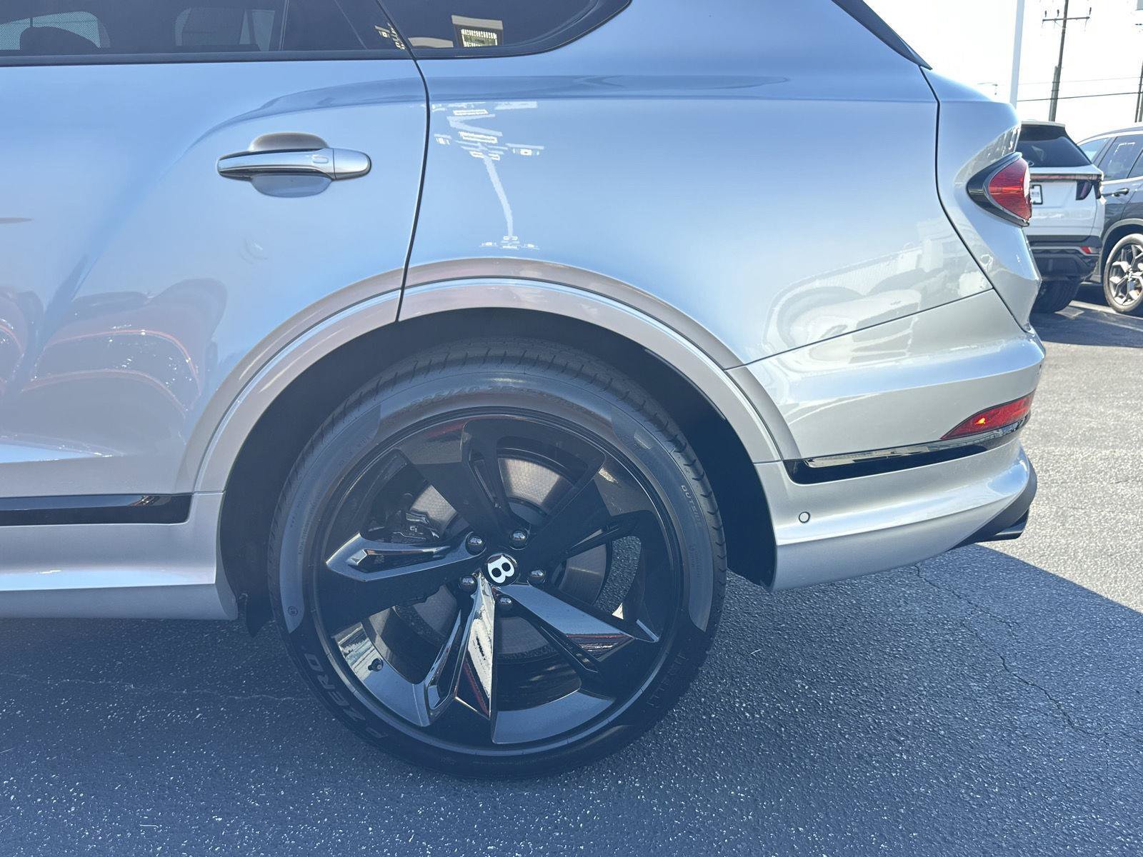 New 2027 Bentley Bentayga AWD/4WD image 55