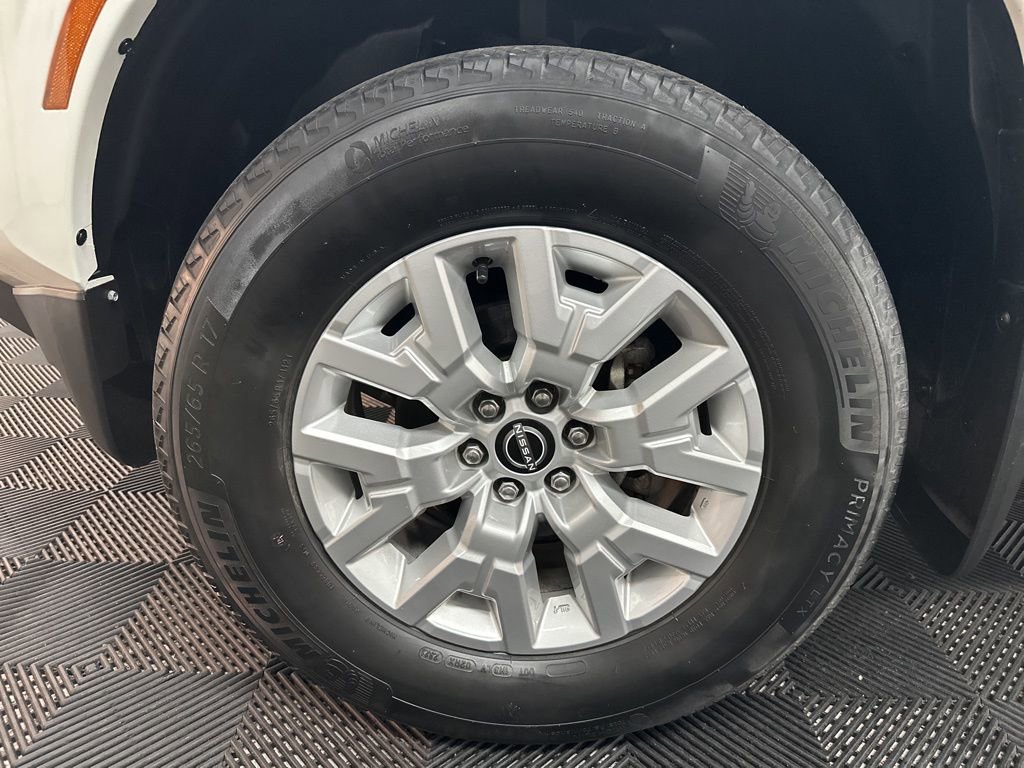 Used 2022 Nissan Frontier SV w/ Technology Package AWD/4WD image 35