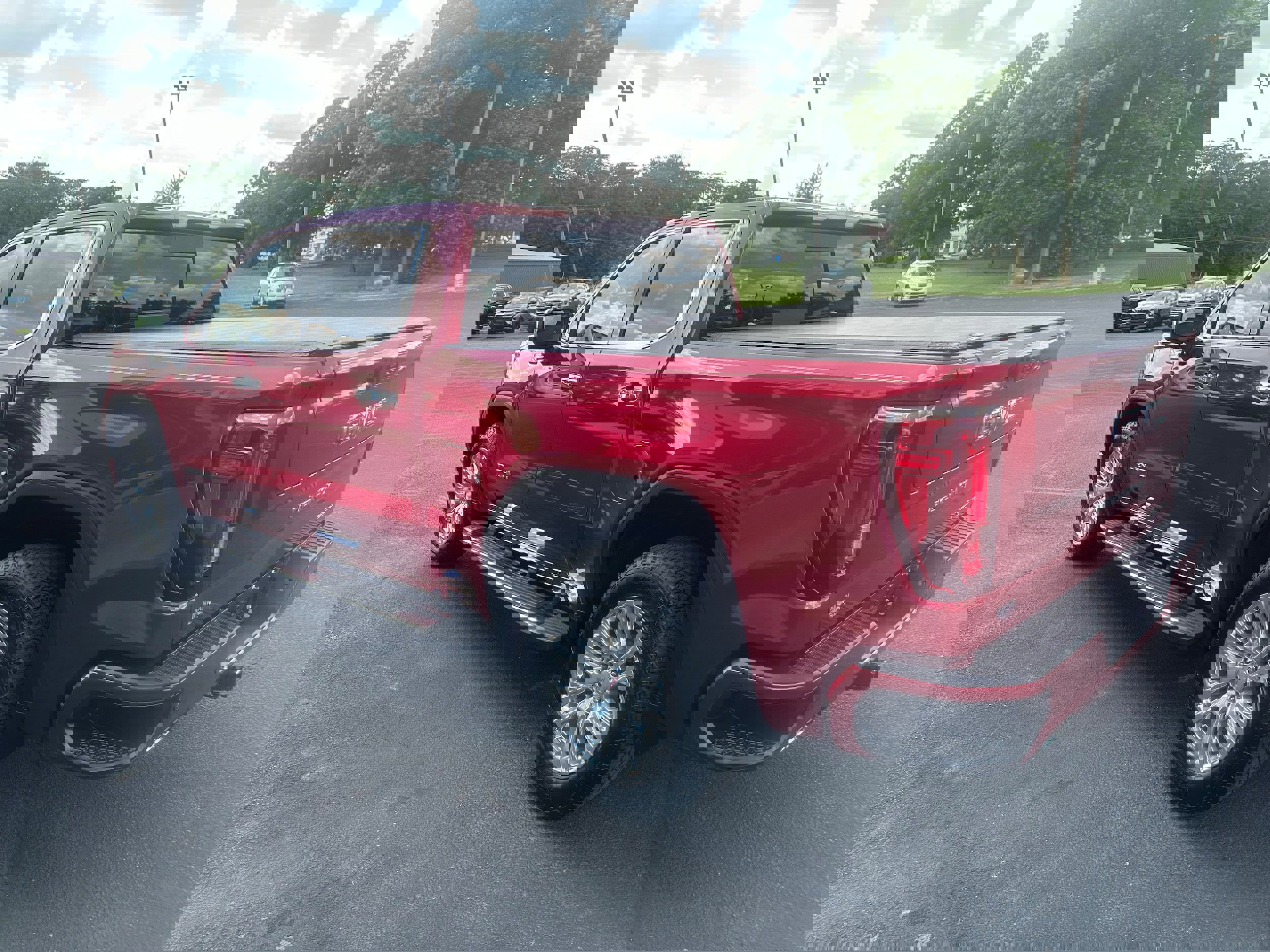 Used 2021 GMC Sierra 1500 Denali w/ Driver Alert Package II image 9